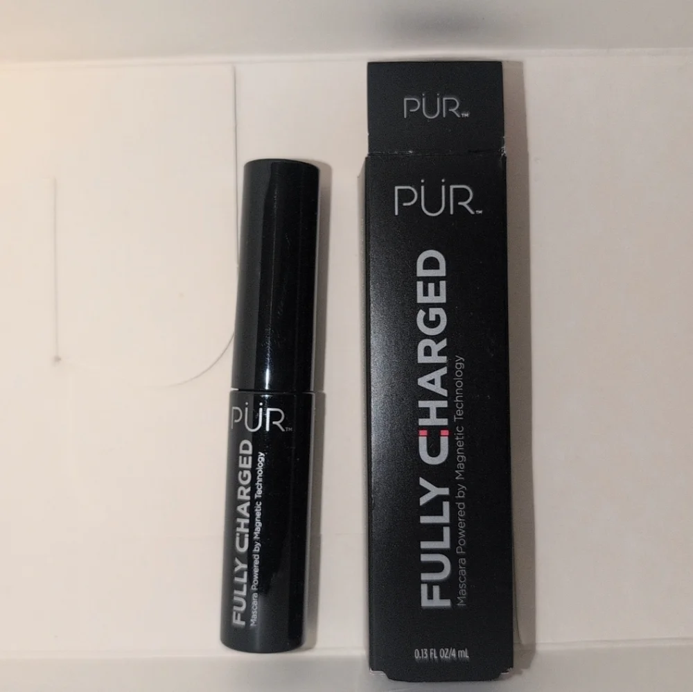 Women's PÜR Fully Charged Mascara 4ml